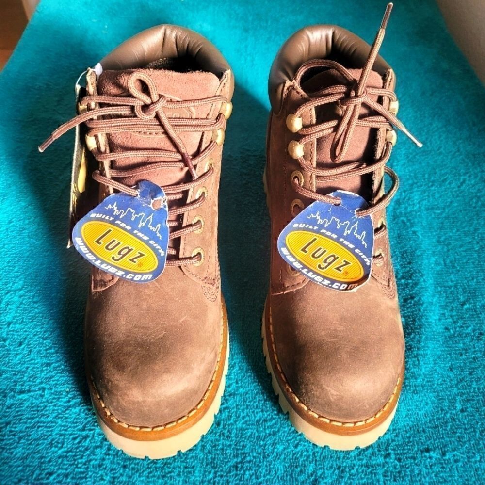 Lugz  Women’s Mantle Mid Chukka Boot